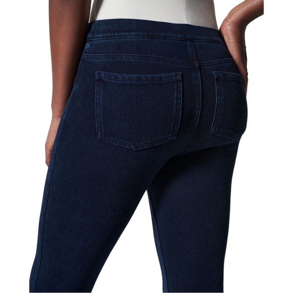 SPANX Jean-ishAnkle Leggings in Twilight Rinse. Size Medium - Picture 4 of 11